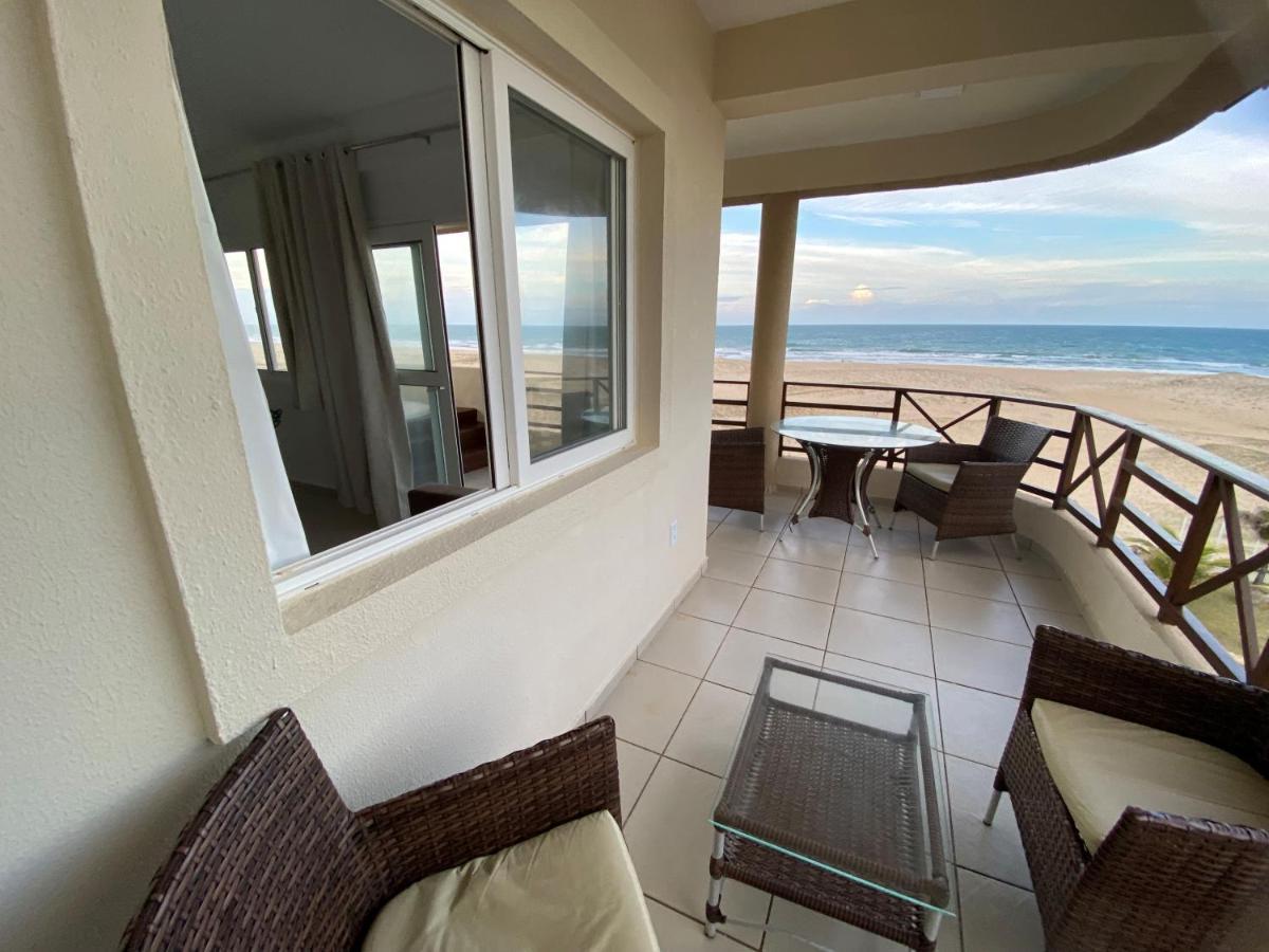 Beachfront Apt & Jacuzzi Taíba Buitenkant foto
